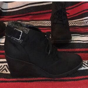 Suede black wedges